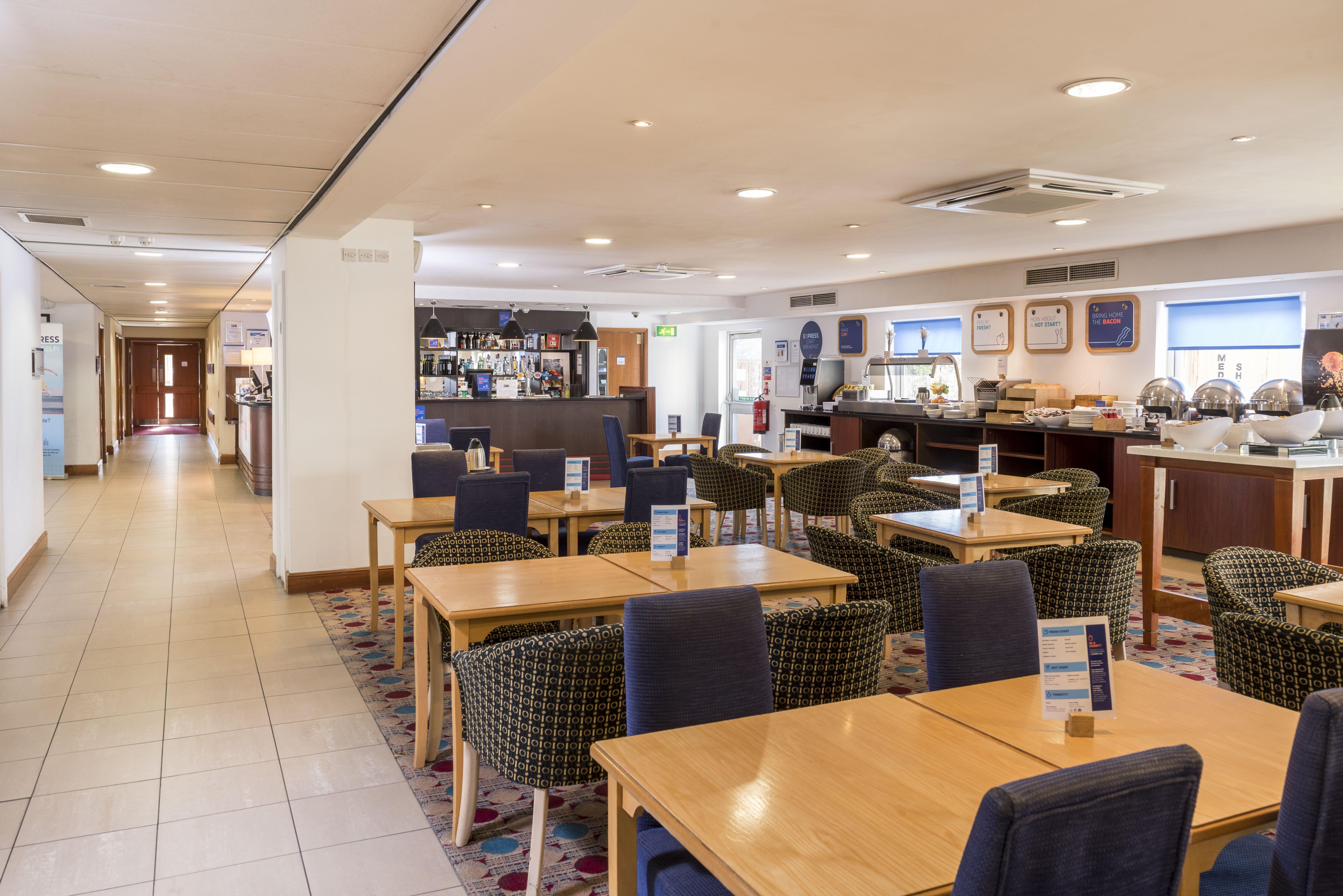 Holiday Inn Express Birmingham Star City By Ihg Ngoại thất bức ảnh