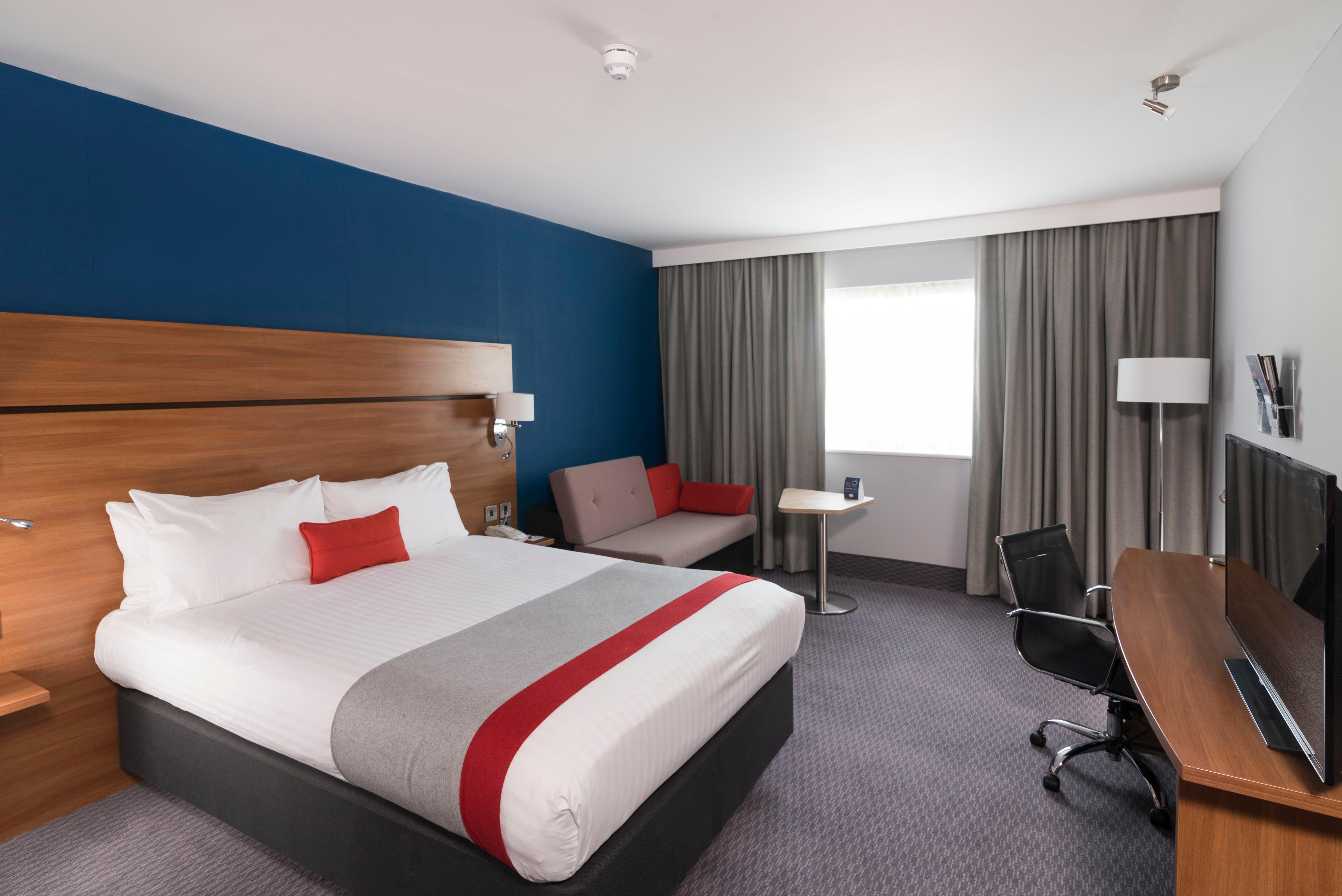Holiday Inn Express Birmingham Star City By Ihg Ngoại thất bức ảnh